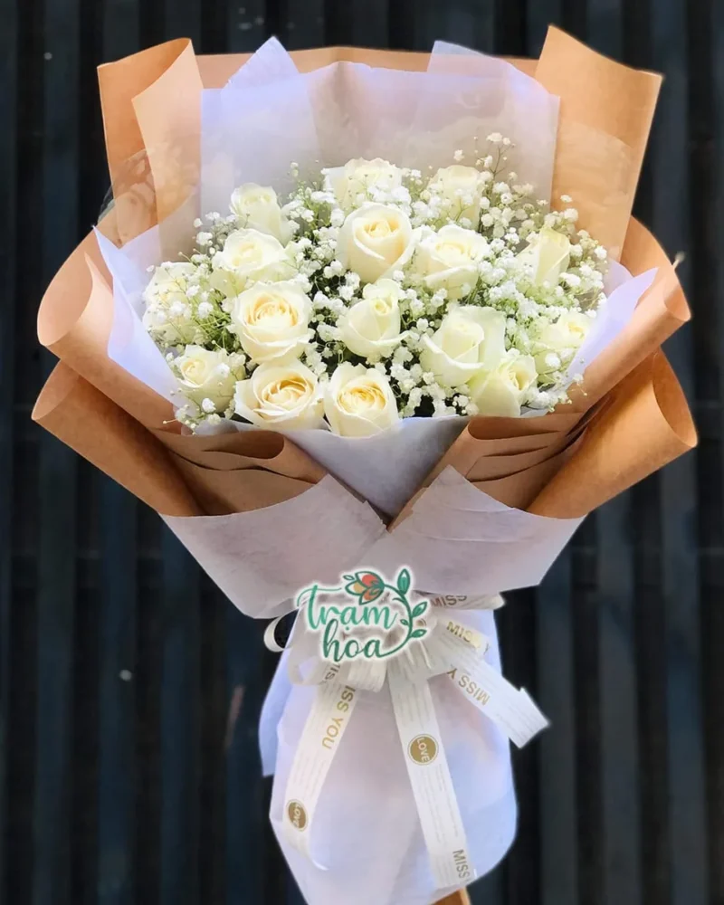 Bó hoa hồng trắng đặc biệt dành tặng cho người thương