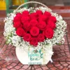 Giỏ hoa hồng đỏ thiết kế hình trái tim