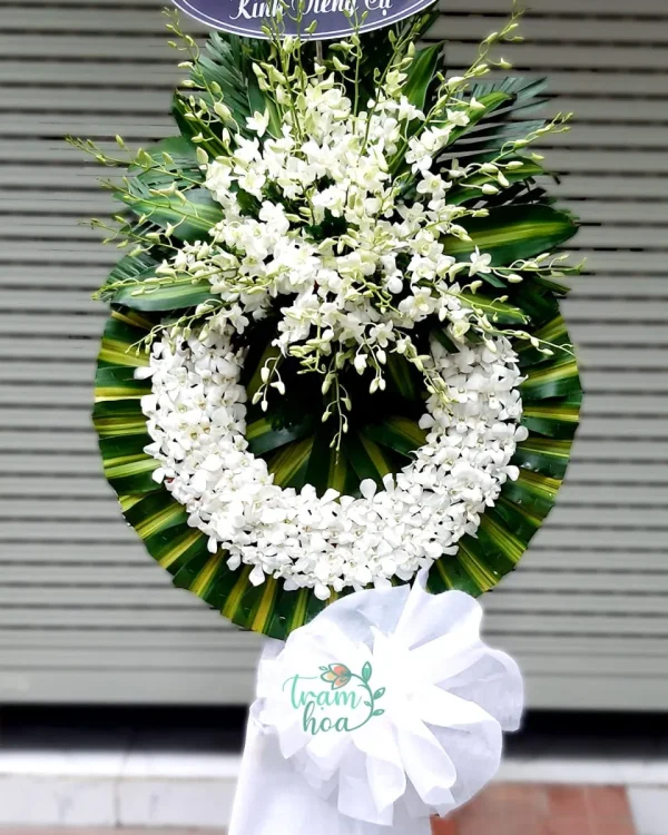 Vòng hoa chia buồn, hoa đám tang lan thái trắng 1 tầng