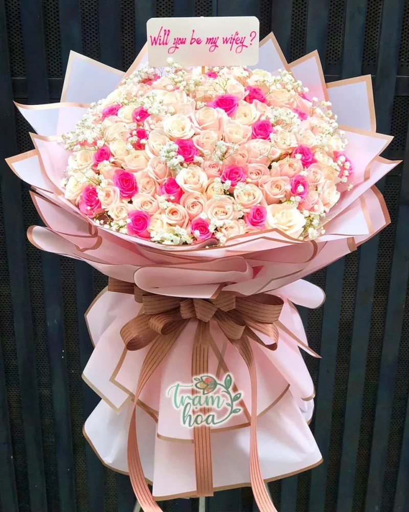 Bó hoa tone hồng cầu hôn - Công Chúa