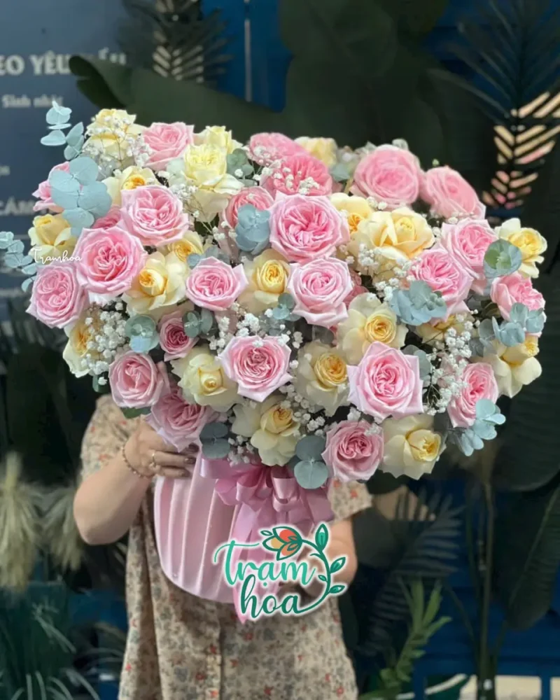 Lẵng Hoa Để Bàn Chan Hòa H124