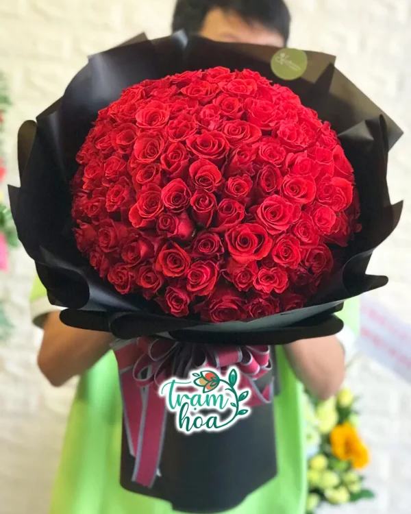 Bó hoa 100 bông hồng đỏ