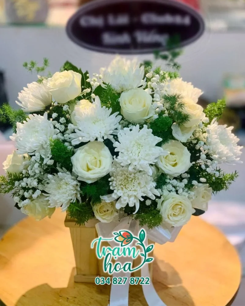 Lẵng hoa cúng giỗ để bàn