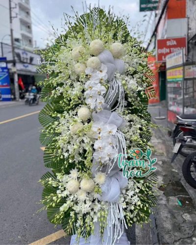 Vô Cùng Tiếc Thương