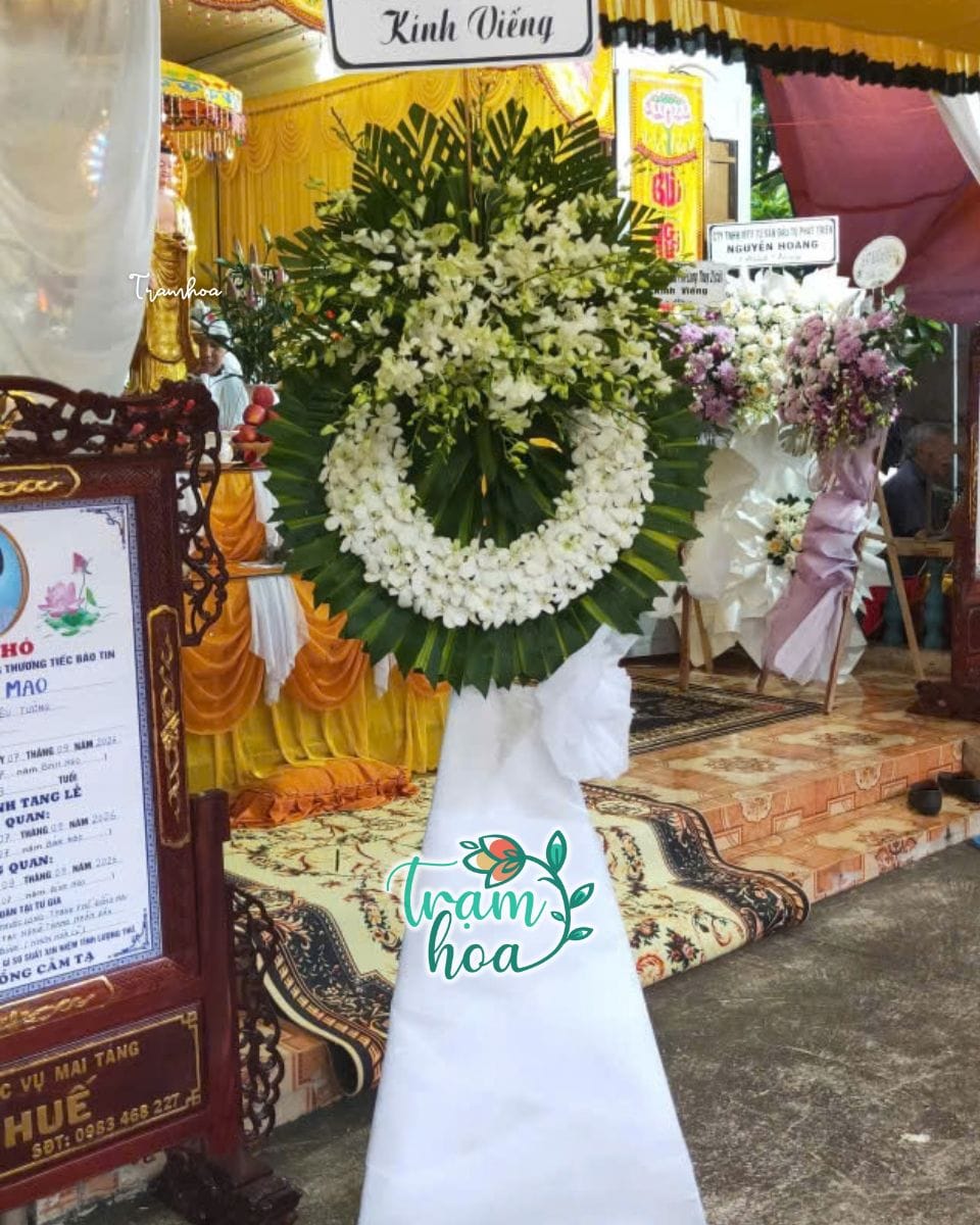 Ke hoa chia buon tong trang giao tan noi o Cam Ranh
