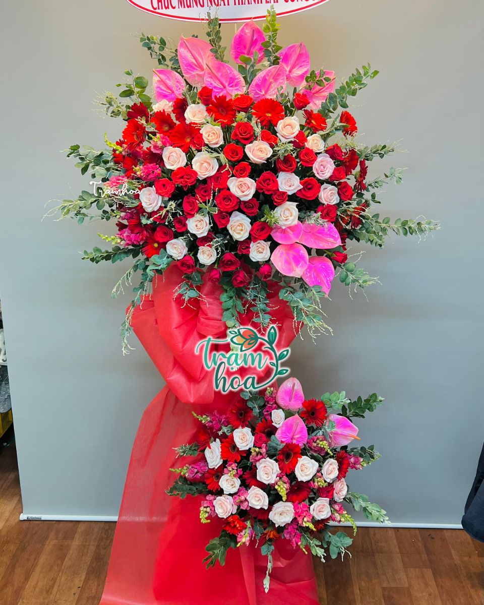 Nhiều mẫu hoa khai trương thiết kế độc quyền bởi florist Trạm Hoa Cam Lâm
