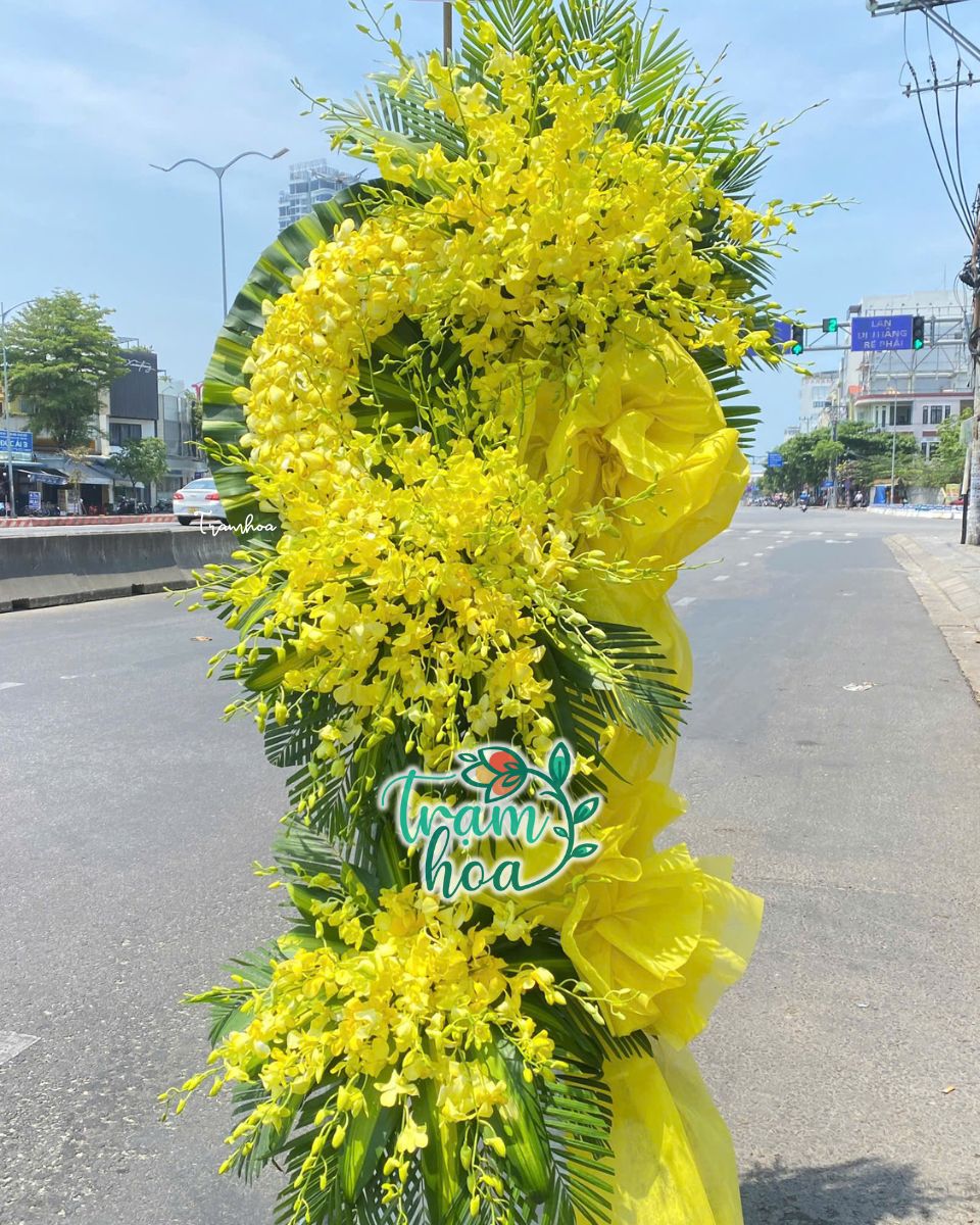 Vòng Hoa Lan Vàng 3 Tầng Hoành Tráng