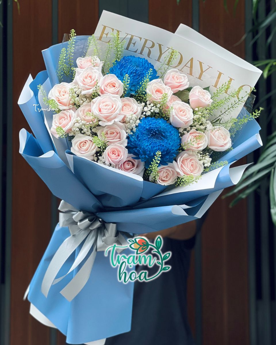 Bó hoa hồng pastel mix cúc mẫu đơn xanh – Thanh lịch, sang trọng