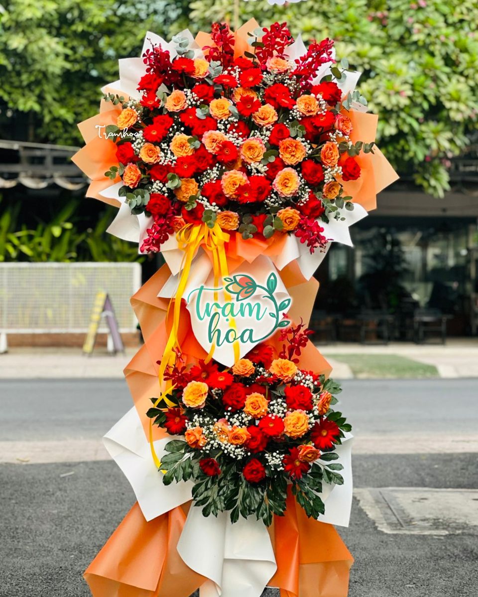 Kệ hoa khai trương giao tận nơi tại Trạm Hoa Quận 10