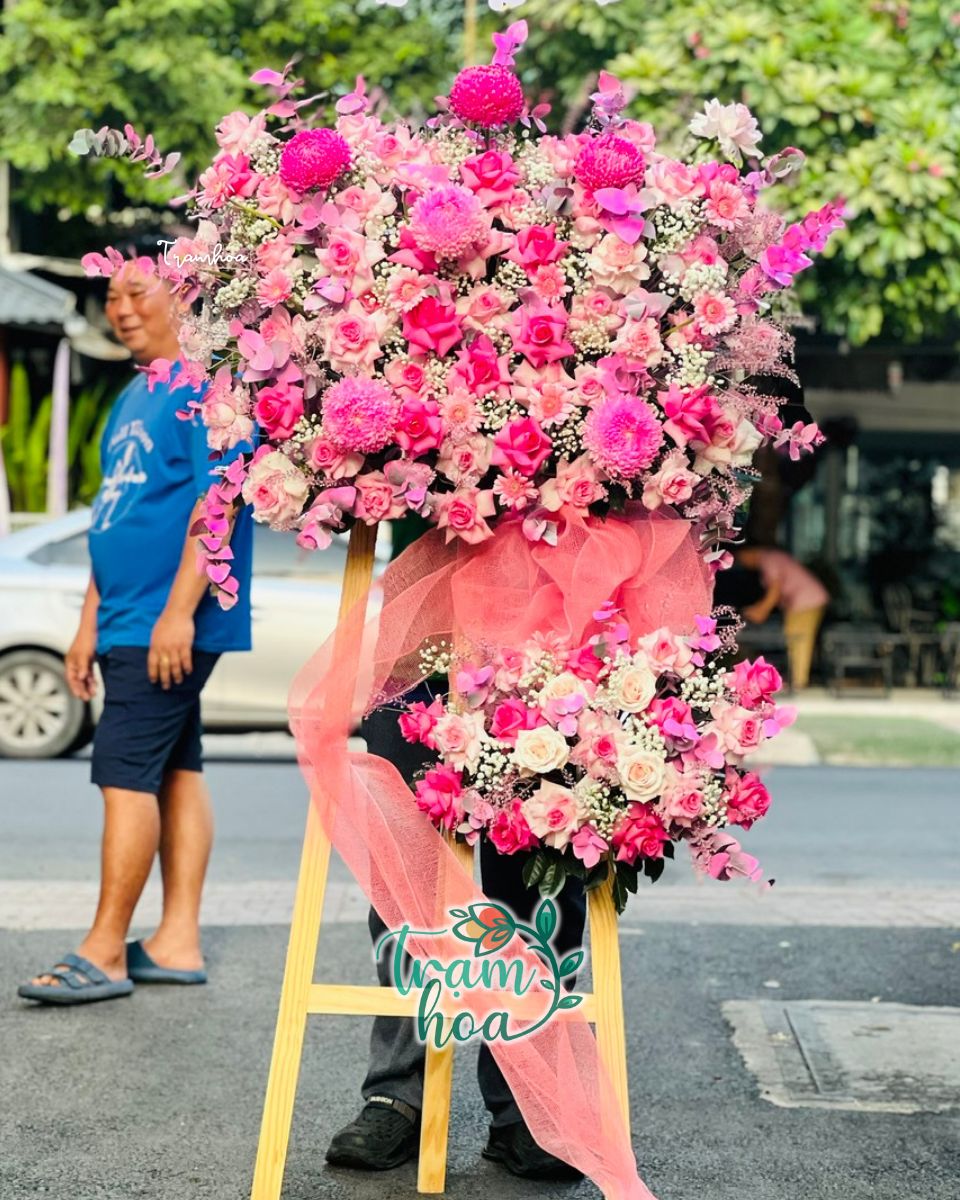 Kệ hoa khai trương giao tận nơi tại shop hoa Bình Tân
