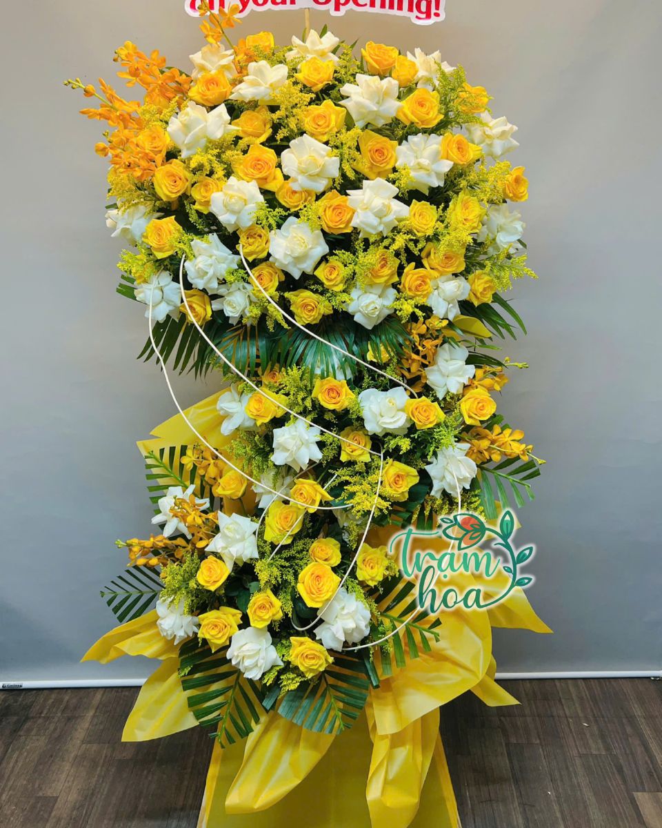 Ke hoa khai truong ruc ro tai Tram Hoa Bu Dang thiet ke theo ngan sach khach hang Kệ hoa khai trương rực rỡ tại Trạm Hoa Bù Đăng thiết kế theo ngân sách khách hàng