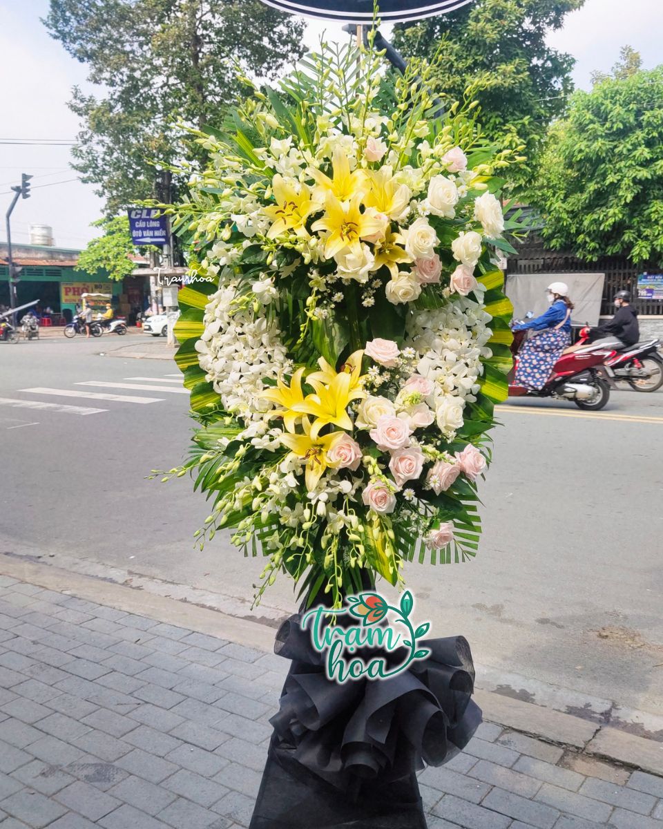 Dich vu hoa tang le Gia Lai ho tro giao hoa tan noi chup hinh xac nhan tai noi giao hoa Dịch vụ hoa tang lễ Gia Lai hỗ trợ giao hoa tận nơi, chụp hình xác nhận tại nơi giao hoa