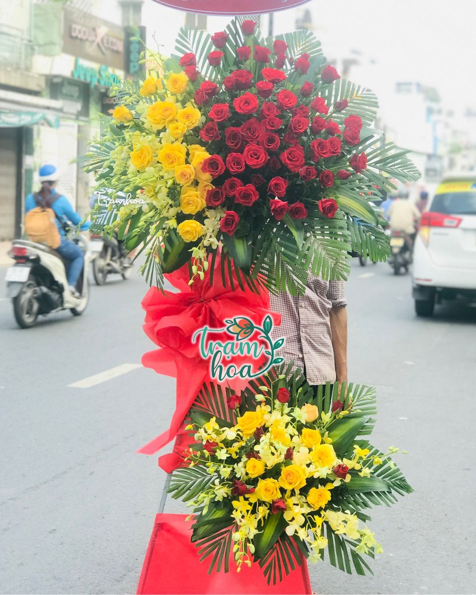 Ke hoa chuc mung khoi cong khai truong ruc ro tai Tram Hoa Nui Thanh Kệ hoa chúc mừng khởi công, khai trương rực rõ tại Trạm Hoa Núi Thành