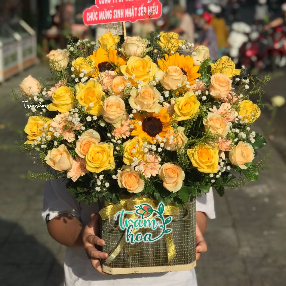 Mau hoa hong vang dep y nghia tai Tram Hoa Mẫu hoa hồng vàng đẹp ý nghĩa tại Trạm Hoa