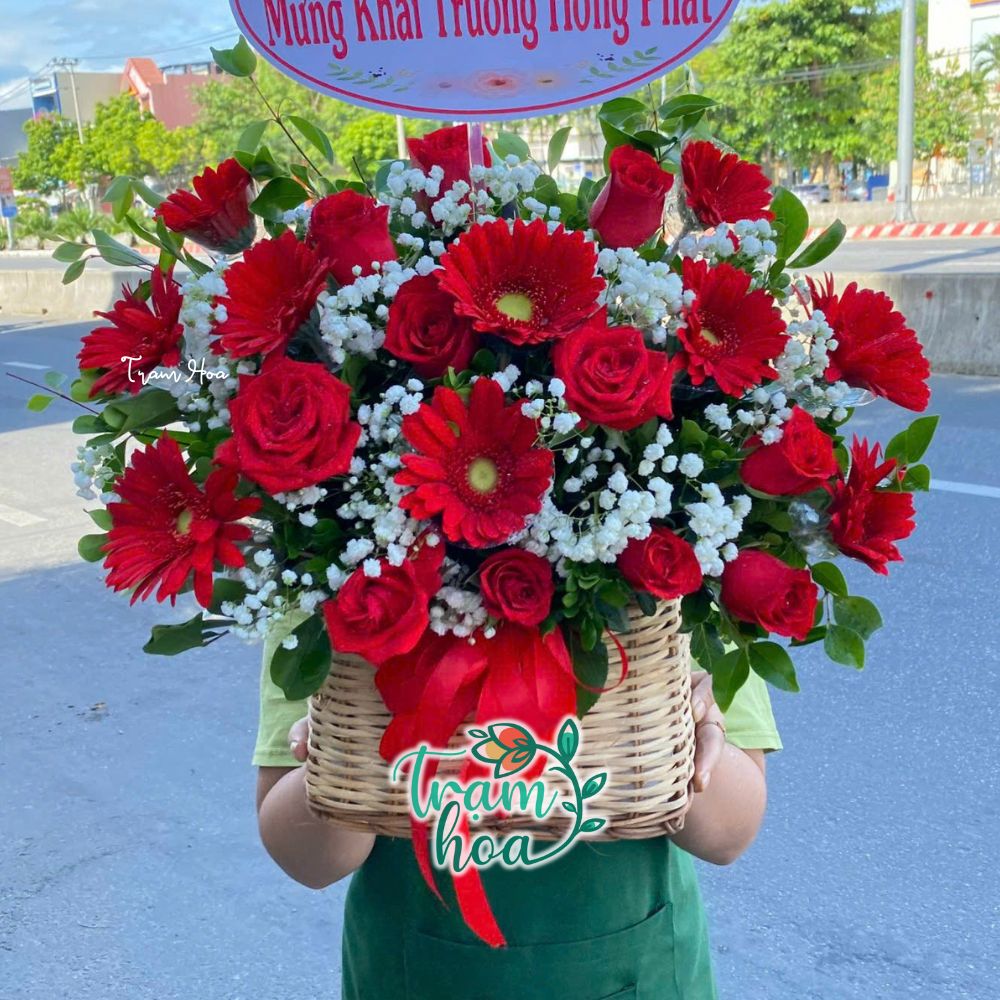 Shop hoa tươi Thanh Khê Đà Nẵng luôn nỗ lực mang đến cho khách hàng chất lượng sản phẩm và dịch vụ tốt nhất