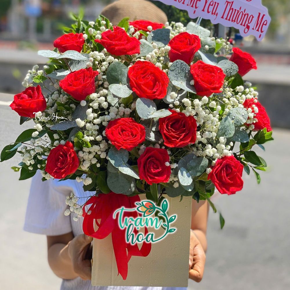 Shop hoa tươi Tháp Mười Đồng Tháp luôn nỗ lực phục vụ khách hàng, mang đến trải nghiệm tốt nhất cho khách hàng