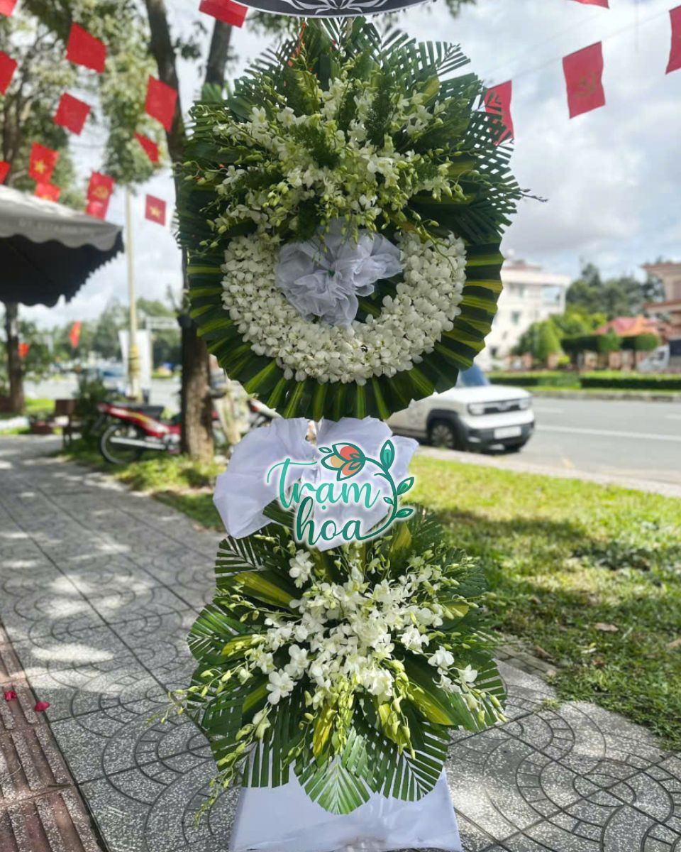 Tram Hoa Ninh Kieu ho tro giao hoa chia buon tan noi Trạm Hoa Ninh Kiều hỗ trợ giao hoa chia buồn tận nơi