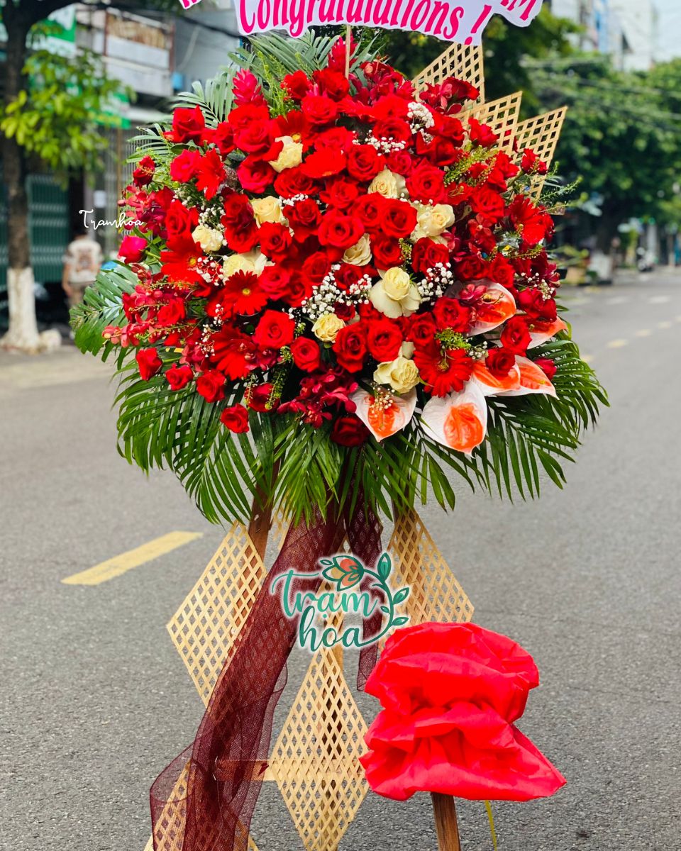 Bảo quản hoa khai trương đúng cách sẽ giúp cho hoa được tươi vài ngày sau lễ khai trương