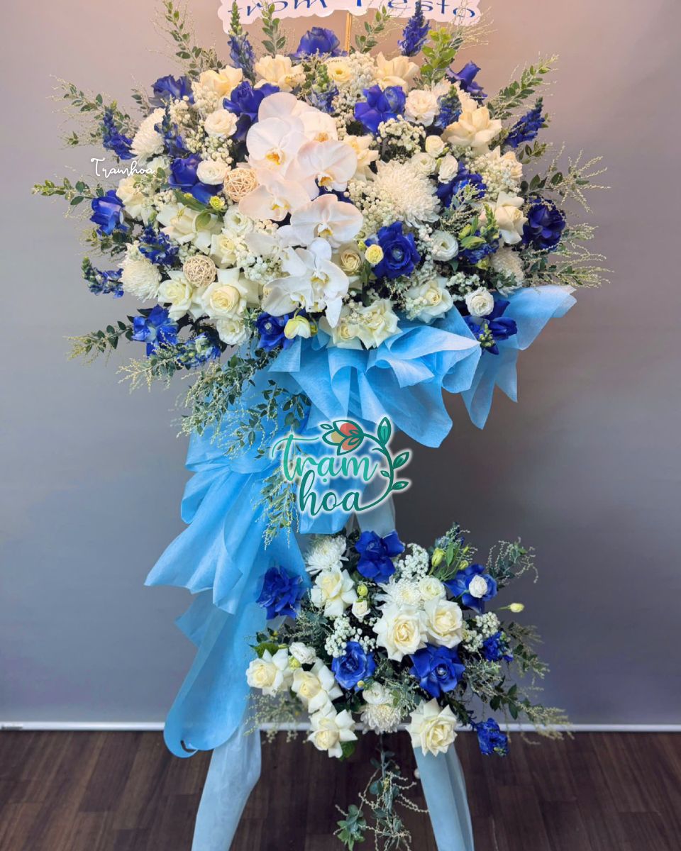 Hoa khai trương mang thông điệp tốt lành, cầu chúc cho doanh nghiệp khởi đầu thuận lợi - phát triển bền vững