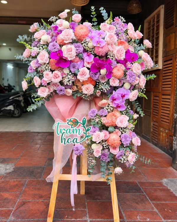 Kệ hoa Kim Ngọc KT197 hai tầng phối hồng Ohara, cúc mẫu đơn và lan hồ điệp tím