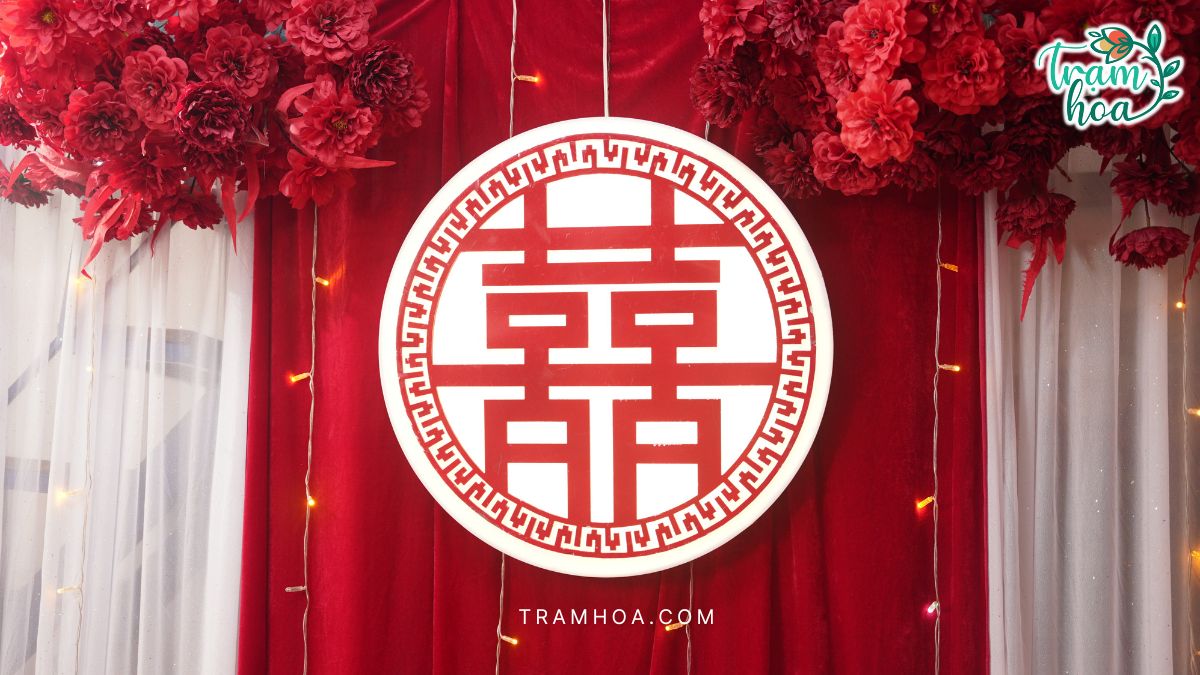 Việc lựa chọn hoa đúng lễ nghi, phù hợp tone màu, và thể hiện được sự sang trọng là điều không thể xem nhẹ