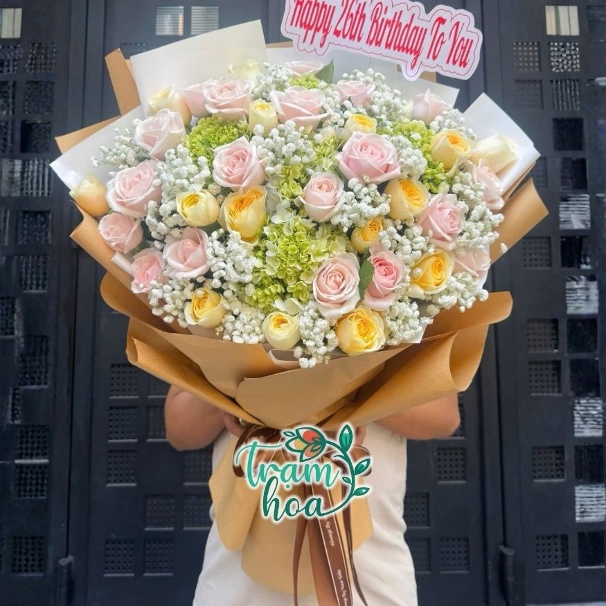 Bó hoa mix tone màu tươi sáng phù hợp với người nhận cung Bảo Bình