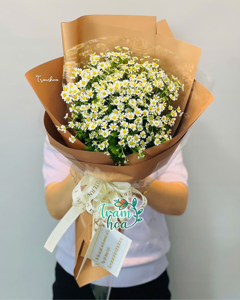 Mẫu hoa tặng ngày đầu tiên hẹn hò đẹp nhẹ nhàng tại Trạm Hoa