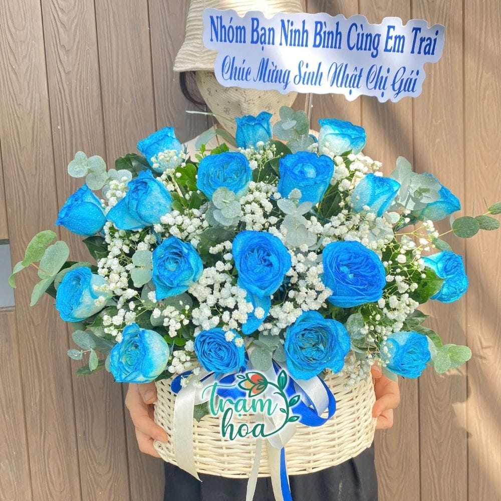 Giỏ hoa sinh nhật tặng người thân